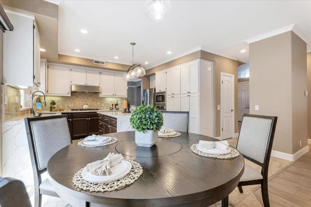 5213 Silvercrest Ridge Court, San Jose CA: https://media.crmls.org/mediaz/dd909d96-54ac-4010-a24c-38d8a33a714a.jpg