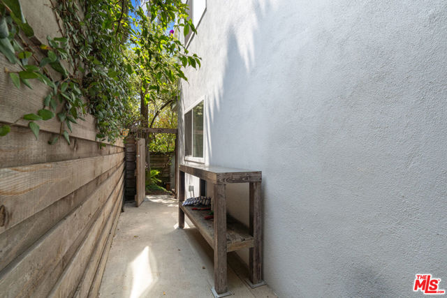 631 Pier Avenue, Santa Monica CA: https://media.crmls.org/mediaz/dd9135d4-2058-4399-a168-a2d466964e2f.jpg