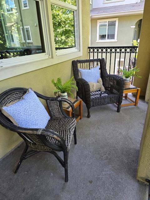 1768 Lee Way, Milpitas CA: https://media.crmls.org/mediaz/dd923ad4-4e0e-4397-8266-2f612371443f.jpg