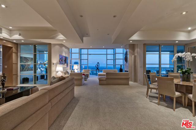 10380 Wilshire Boulevard, Los Angeles CA: https://media.crmls.org/mediaz/dd926306-1920-4844-953d-c45e338e0075.jpg