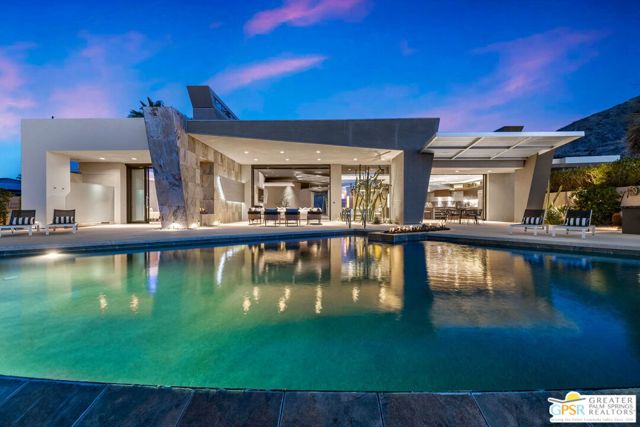 25 Sierra Vista Drive, Rancho Mirage CA: https://media.crmls.org/mediaz/dd92748f-b398-40fa-a8a1-de06c1d418e5.jpg