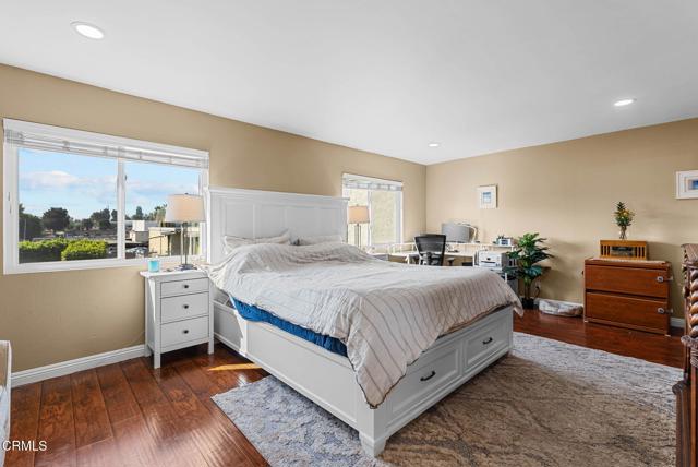 Detail Gallery Image 15 of 34 For 18360 Collins St #L,  Tarzana,  CA 91356 - 2 Beds | 2/1 Baths