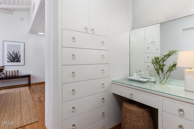 1199 Arden Road, Pasadena CA: https://media.crmls.org/mediaz/dd932ffa-3c75-4c95-9528-f929e2853fb5.jpg