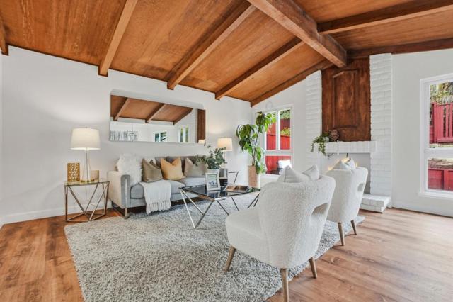 844 King Drive, Daly City CA: https://media.crmls.org/mediaz/dd94a4bb-c950-4027-a58f-1cf9a397f363.jpg