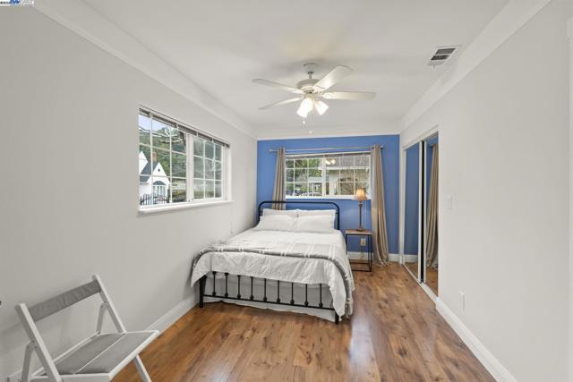 Image 32 of 45 For 3932 Gardenia Pl