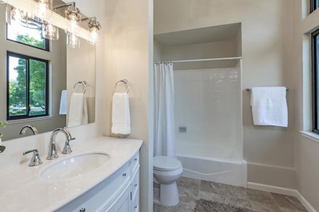 283 De Soto Drive, Los Gatos CA: https://media.crmls.org/mediaz/dd958e54-f2ea-4e4f-993d-a46f28221450.jpg