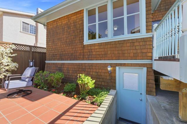 809 E 5th Avenue, San Mateo CA: https://media.crmls.org/mediaz/dd995727-16dd-4538-8920-9984cca38110.jpg