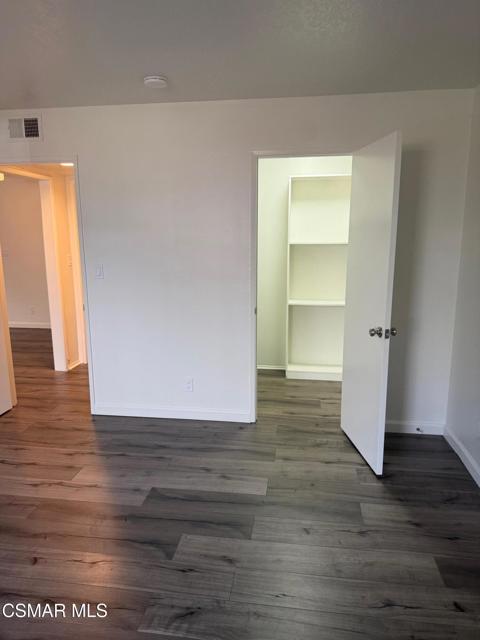 29105 Thousand Oaks Boulevard, Agoura Hills CA: https://media.crmls.org/mediaz/dd9ade52-e858-40eb-96d2-606dd680a0a1.jpg