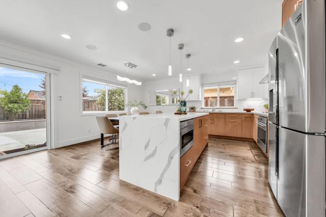 638 Enos Court, Santa Clara CA: https://media.crmls.org/mediaz/dd9d104e-7d3d-4f74-9476-e5314958c9ee.jpg