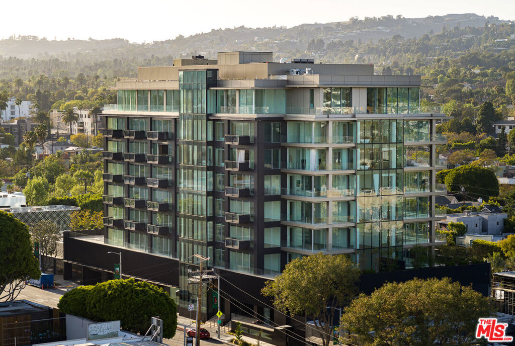 8899 BEVERLY Boulevard 8D, West Hollywood, CA 90048
