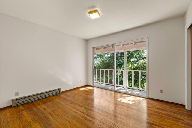 26025 Highland Way, Los Gatos CA: https://media.crmls.org/mediaz/dd9ffbb1-82eb-40fb-b8cf-5ba547311b4a.jpg