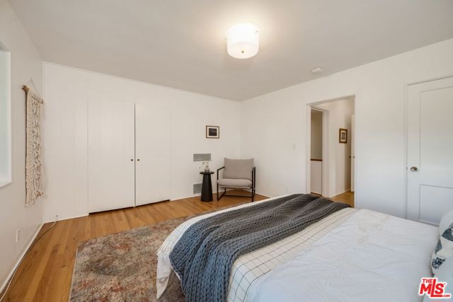 5172 1/2 Village, Los Angeles CA: https://media.crmls.org/mediaz/dda0a65e-a1df-4aa5-ab39-73e068b4a7a2.jpg