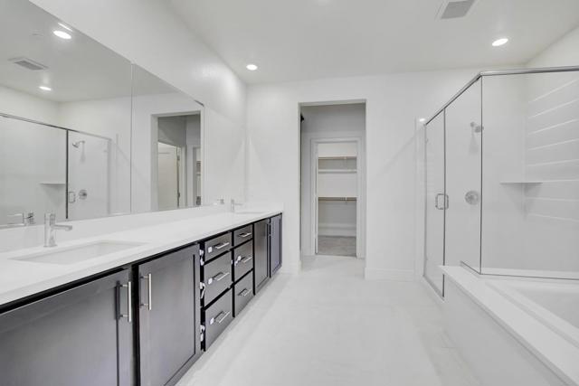2606 Salinger Avenue, Tracy CA: https://media.crmls.org/mediaz/dda0ebef-ef61-47ad-820d-81c9fe8fc547.jpg