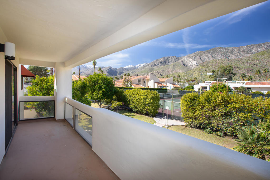 255 E Avenida Granada #725