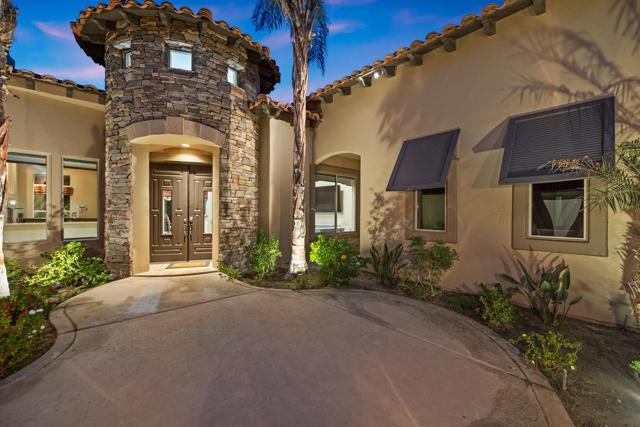 352 Crest Lake Drive, Palm Desert CA: https://media.crmls.org/mediaz/dda1a58c-b4f0-497f-8580-ca61f448e4cb.jpg