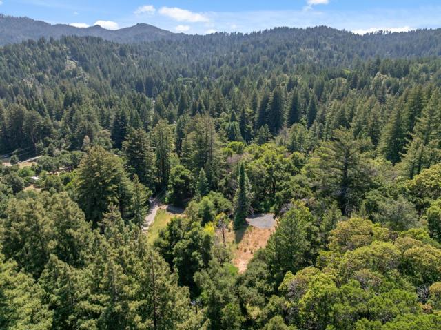 201 Hill House Road, Boulder Creek CA: https://media.crmls.org/mediaz/dda25792-83a8-40dd-9c83-2cc59c92a190.jpg