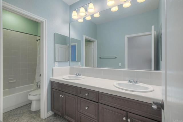 Detail Gallery Image 17 of 32 For 1789 Lemon Tree Ct, San Marcos,  CA 92078 - 5 Beds | 4/1 Baths