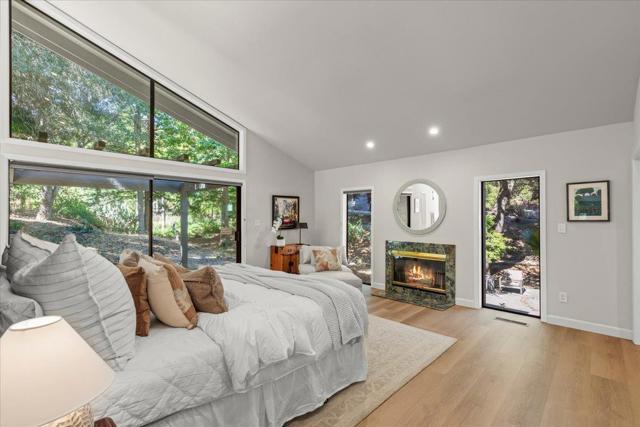 28140 Story Hill Lane, Los Altos Hills CA: https://media.crmls.org/mediaz/dda28f20-ee5e-4e55-9d71-41a34ded7585.jpg