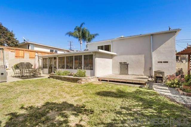 5442 San Onofre Ter, San Diego CA: https://media.crmls.org/mediaz/dda3c0fb-9ba0-47f1-a39a-990200625eab.jpg