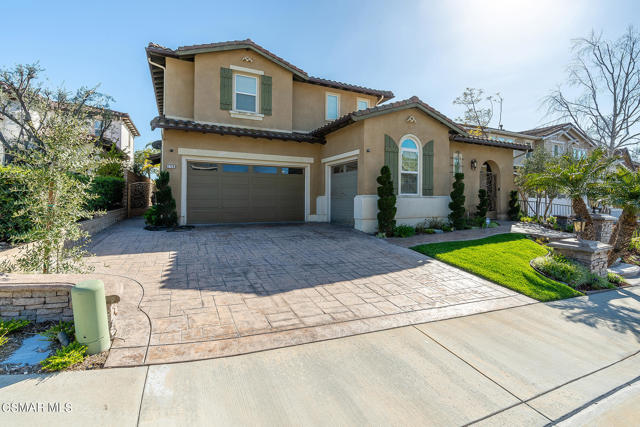 1728 Bluesage Court, Simi Valley CA: https://media.crmls.org/mediaz/dda3fb48-8883-486a-b7e8-f30a6dc0854d.jpg
