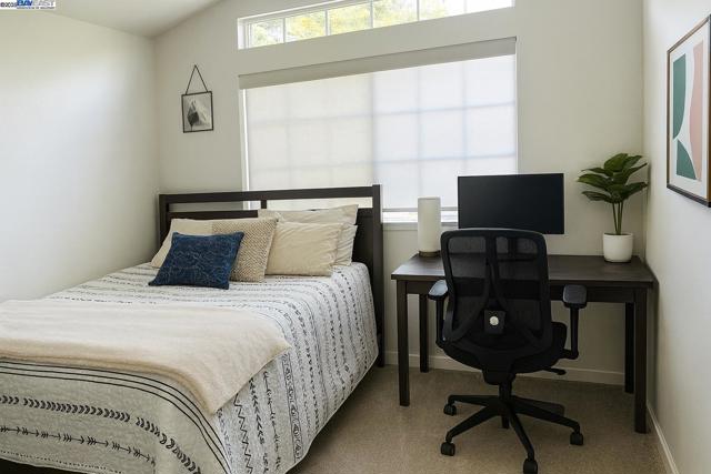 385 Kensington Cmn, Livermore CA: https://media.crmls.org/mediaz/dda459aa-e2b3-47cf-96c6-ad532f69f5fa.jpg