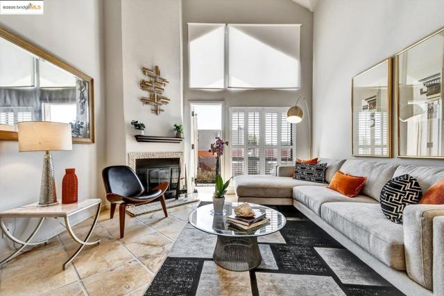 245 Perkins ST, Oakland CA: https://media.crmls.org/mediaz/dda56f6c-d08a-4a48-9008-b1bc86430900.jpg