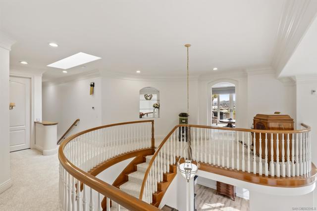 617 Gage Drive, San Diego CA: https://media.crmls.org/mediaz/dda5c64b-dc26-4827-bfc0-a5154d2e0767.jpg