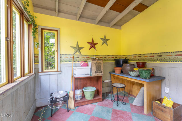 32450 32450 Simpson Lane, Fort Bragg CA: https://media.crmls.org/mediaz/dda5fda7-6b32-41e4-85b4-2dc843cf4d00.jpg