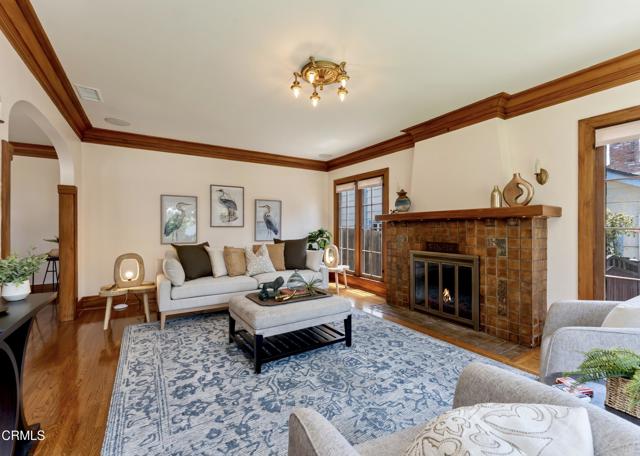 Detail Gallery Image 8 of 71 For 5218 Mount Royal Dr, Los Angeles,  CA 90041 - 5 Beds | 3 Baths