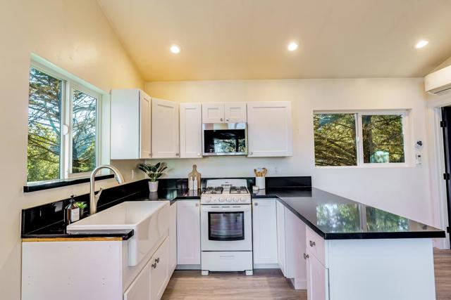 831 Calabasas Road, Watsonville CA: https://media.crmls.org/mediaz/dda6aa43-1bdc-45fd-8337-b444ab1a1c07.jpg