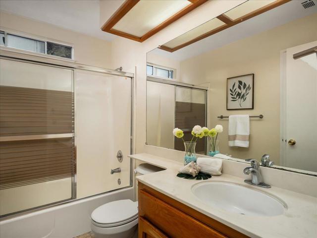 1507 New Bedford ct Court, San Jose CA: https://media.crmls.org/mediaz/dda75f06-e9d5-4025-8949-7ff54c5b3897.jpg