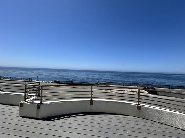 944 W West Cliff Drive, Santa Cruz CA: https://media.crmls.org/mediaz/dda8dde3-270c-4f79-b175-d52a1f8cf0cf.jpg
