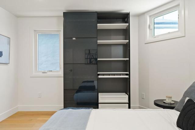 1025 Walnut Street, San Carlos CA: https://media.crmls.org/mediaz/dda90a72-c6b9-4128-9fcd-ab008b3851b4.jpg