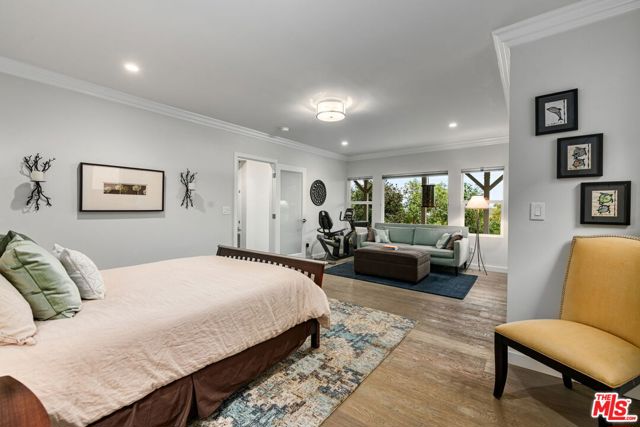 1757 Hollyvista Avenue, Los Angeles CA: https://media.crmls.org/mediaz/dda91971-b5df-4a55-9e73-022d569bf6e4.jpg