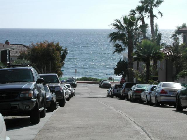 307 Rosemont, La Jolla CA: https://media.crmls.org/mediaz/ddaa3ef9-2ddc-4997-8211-2d16c4e1552d.jpg