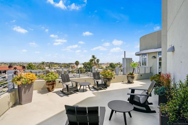 3740 Park Blvd, San Diego CA: https://media.crmls.org/mediaz/ddaa7e76-ea4e-4ffd-98af-67b917ad75ed.jpg