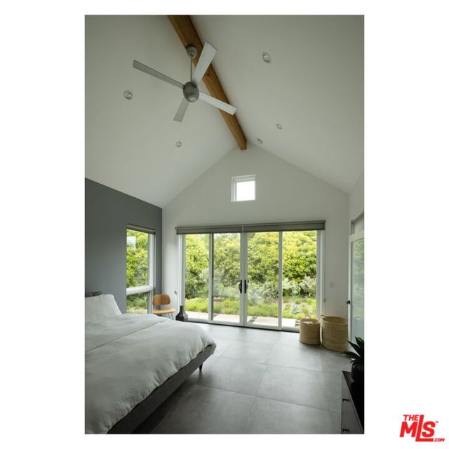3155 Eucalyptus Hill Road, Santa Barbara CA: https://media.crmls.org/mediaz/ddabad41-7eab-4d60-8b77-deef0e0457f2.jpg