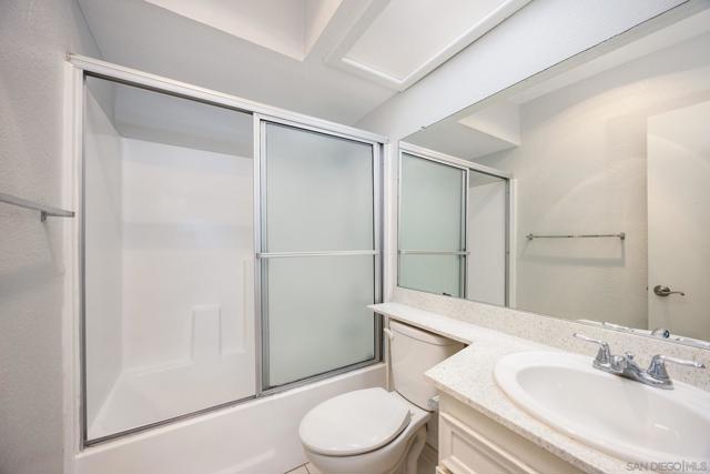 2852 C St, San Diego CA: https://media.crmls.org/mediaz/ddabce9f-5148-424c-a218-dc571cd12c91.jpg