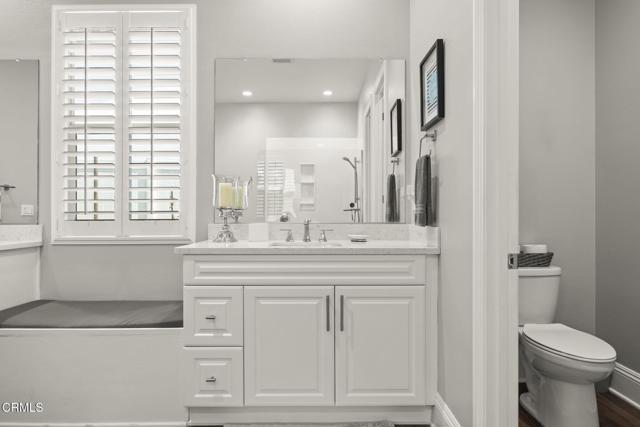 508 Autumn Path Lane, Santa Paula CA: https://media.crmls.org/mediaz/ddabfb19-0893-406a-b865-2569425e8e77.jpg