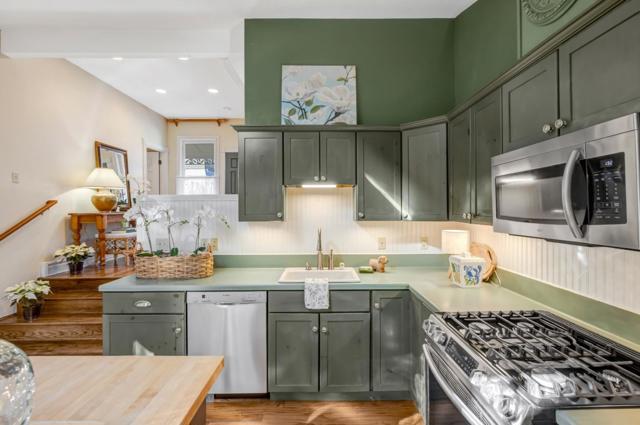 179 Pacific Avenue, Pacific Grove CA: https://media.crmls.org/mediaz/ddaeae7b-9bf3-4b00-a2a7-b66a8f66c953.jpg