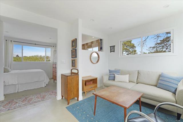 1004 W Cliff Drive, Santa Cruz CA: https://media.crmls.org/mediaz/ddaf3618-74bc-41cb-80f8-1649d635c141.jpg