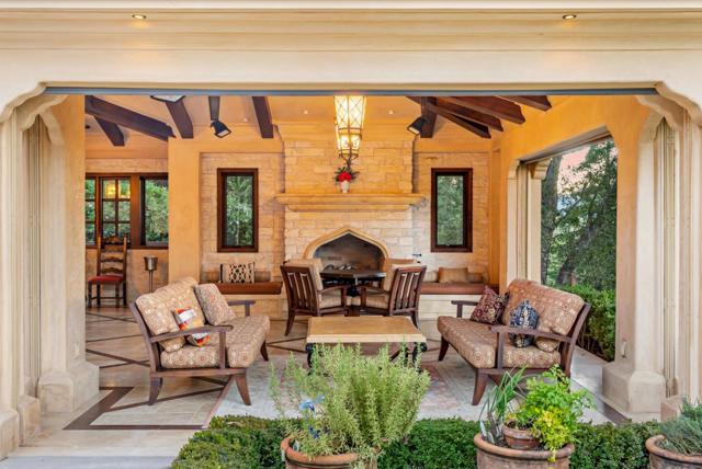 21106 Brush Road, Los Gatos CA: https://media.crmls.org/mediaz/ddaf389b-3c4b-47ee-b359-e3521fe9af47.jpg