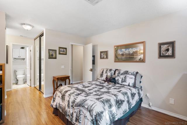 10309 Azuaga St, San Diego CA: https://media.crmls.org/mediaz/ddaf58d5-46f3-4d61-9cb0-bab1fd5756c9.jpg