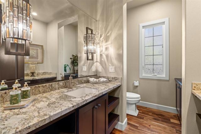 21 Bigleaf Road, Orinda CA: https://media.crmls.org/mediaz/ddb05d51-f509-4be7-8992-0e117fa4eb54.jpg