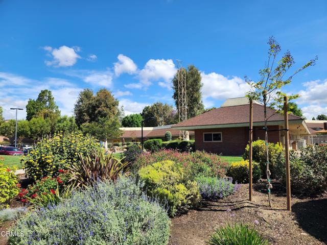 5142 Village 5, Camarillo CA: https://media.crmls.org/mediaz/ddb07ed8-56d9-496a-ad5a-9d4985cca8b4.jpg