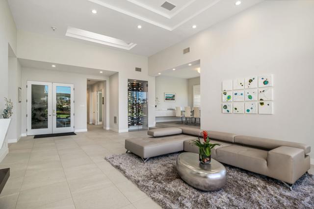 770 Deer Haven Circle, Palm Desert CA: https://media.crmls.org/mediaz/ddb1333a-4be8-4dd8-bd1d-40df26ee1018.jpg