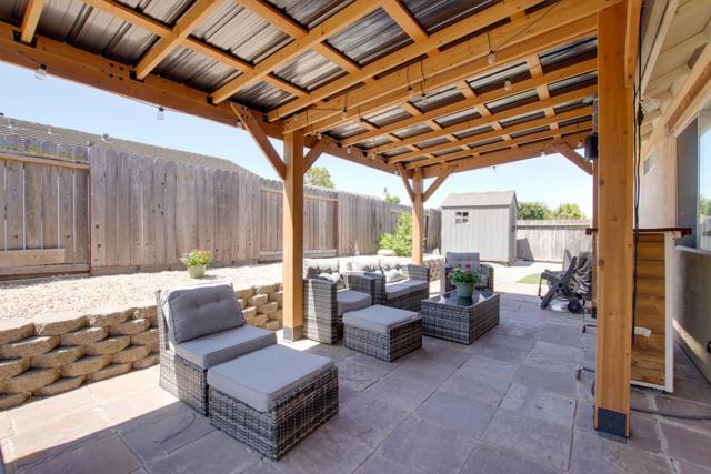 2171 Spruce Drive, Hollister CA: https://media.crmls.org/mediaz/ddb1befe-5662-4918-b50e-80269d094ee1.jpg
