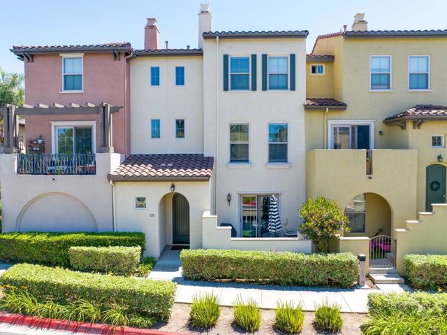 Detail Gallery Image 1 of 51 For 328 Bishop Dr, San Marcos,  CA 92078 - 3 Beds | 2/1 Baths
