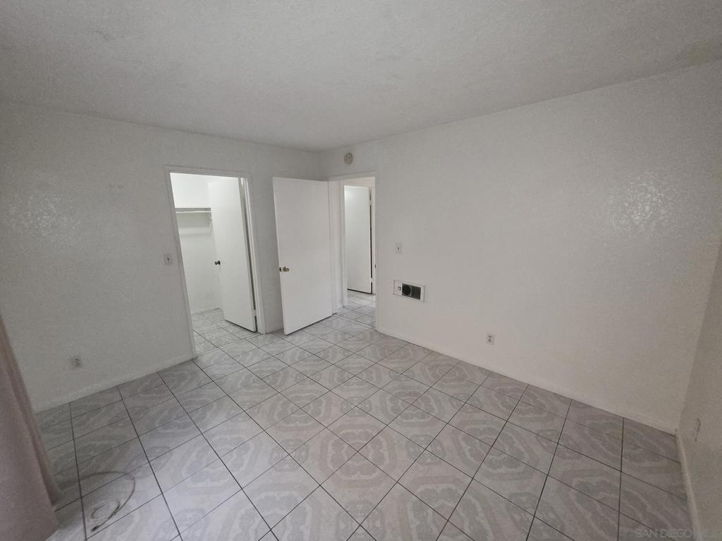 4056 Van Dyke Ave - photo 9