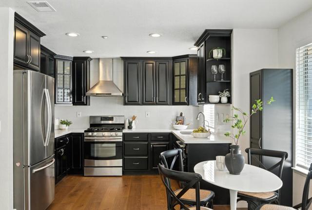 1910 Beaufort Terrace, San Jose CA: https://media.crmls.org/mediaz/ddb42d35-b76d-4d80-8683-a4a75ea7f416.jpg